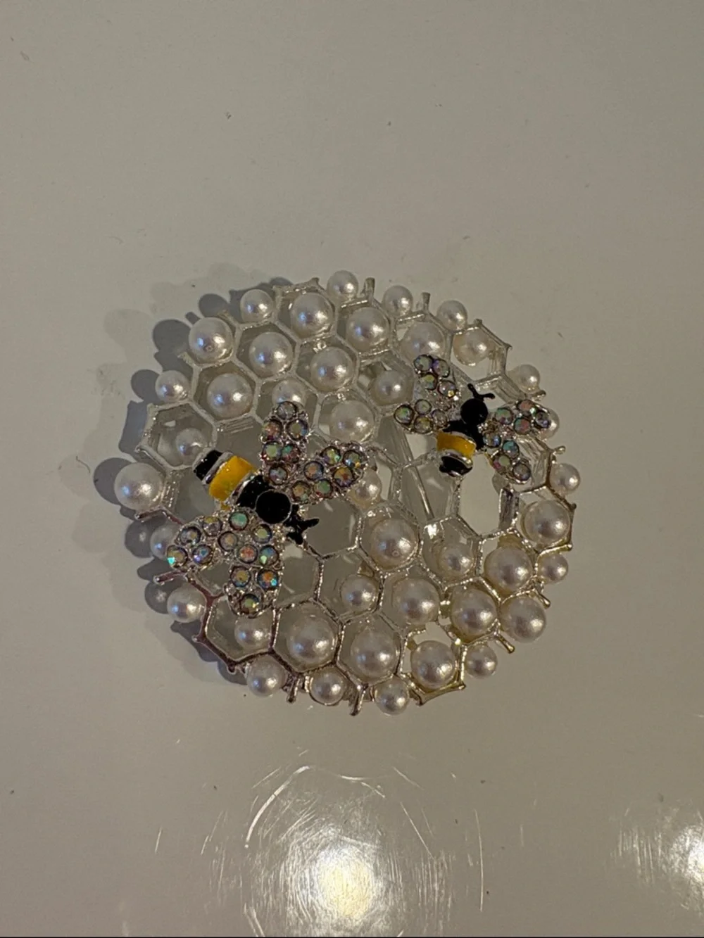 Pearl Stretch Bracelet with White Floral Crystal Accent and Bee Brooch - Picture 5 of 6